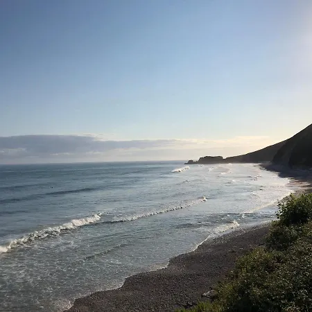Siemprevivas. Naves, Llanes. Asturias بيت للعطل يانس